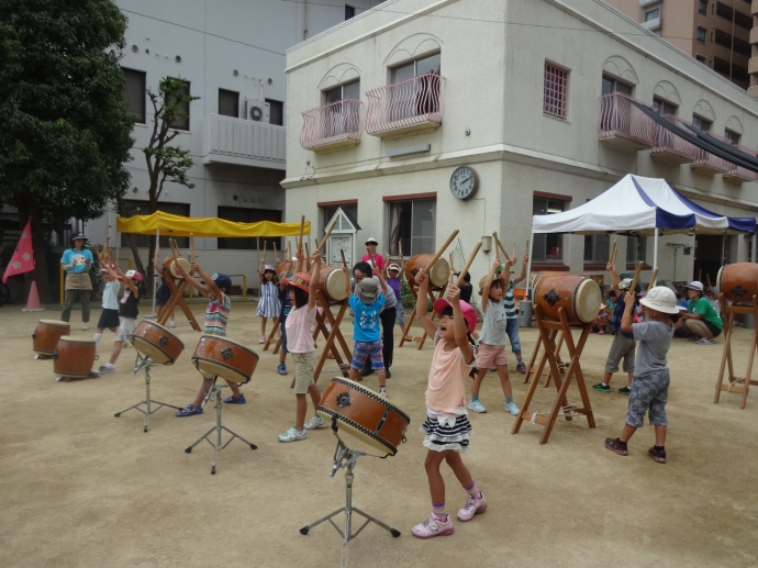 1年生、2年生太鼓の練習にやってきました！