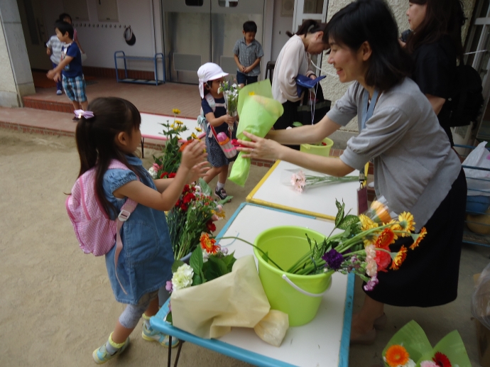 花の日礼拝を守りました。